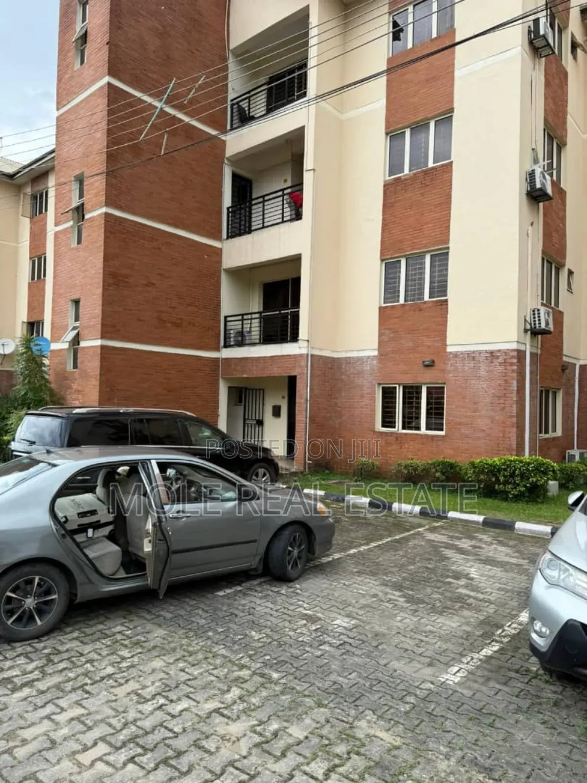 Luxery 4 Bedroom Manssionatte Ikeja Gra in Ikota