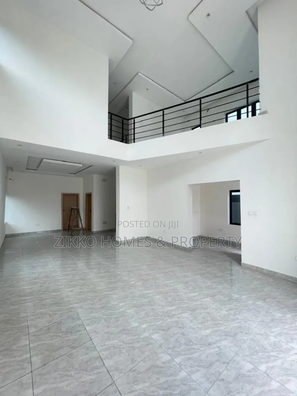 5bed Fully Detached Duplex at Ikota for Sale in Ikota