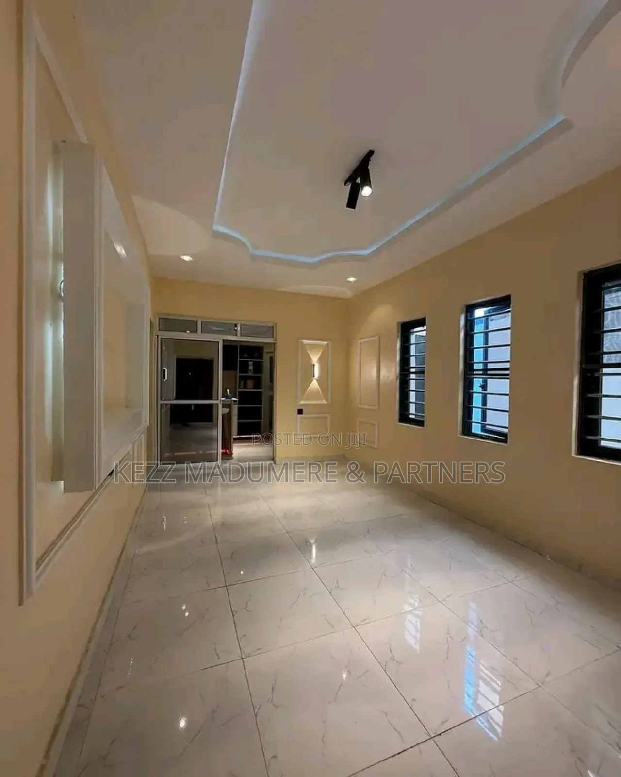 4bdrm Duplex in Shell Cooperative, Port-Harcourt for sale in Port-Harcourt