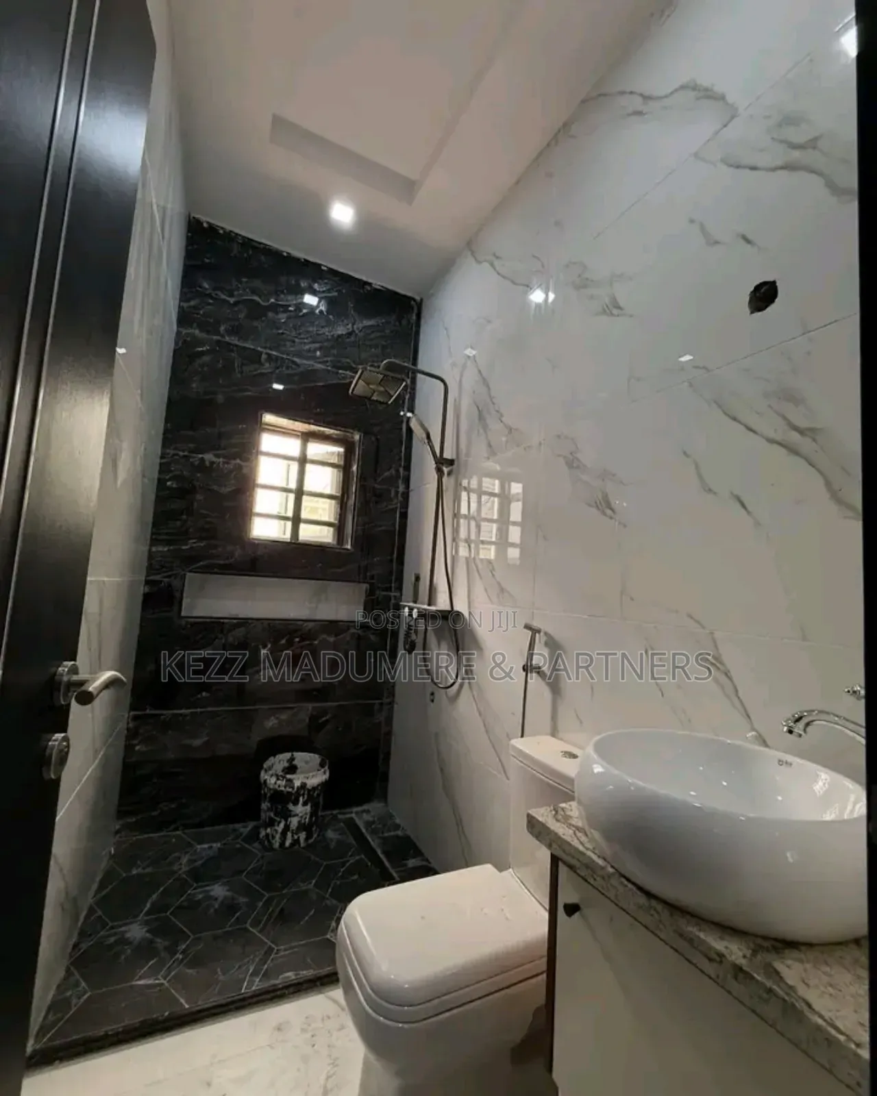 4bdrm Duplex in Shell Cooperative, Port-Harcourt for sale in Port-Harcourt