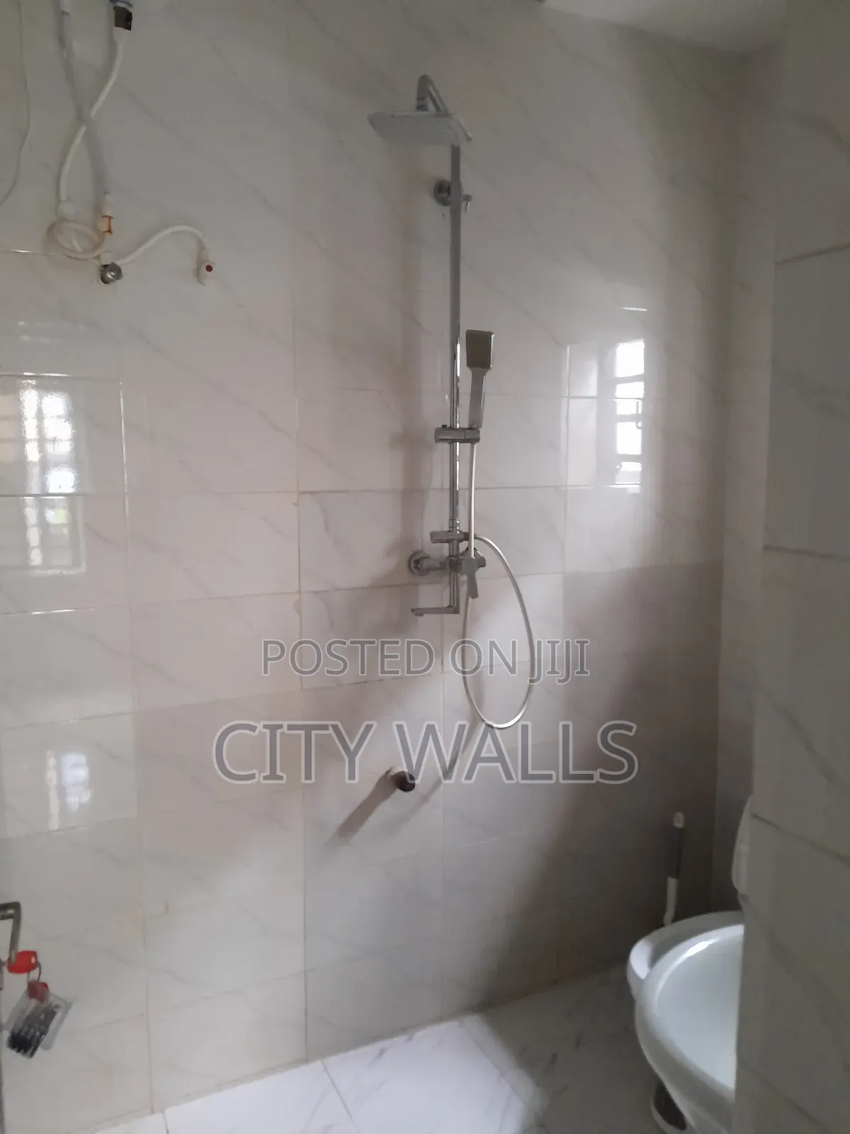 2bdrm Block of Flats in Seaside Estate, Badore for rent in Badore