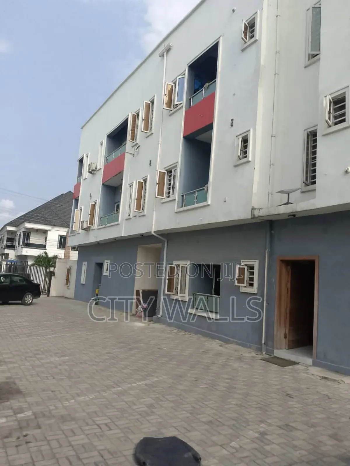 2bdrm Block of Flats in Agungi for rent in Agungi