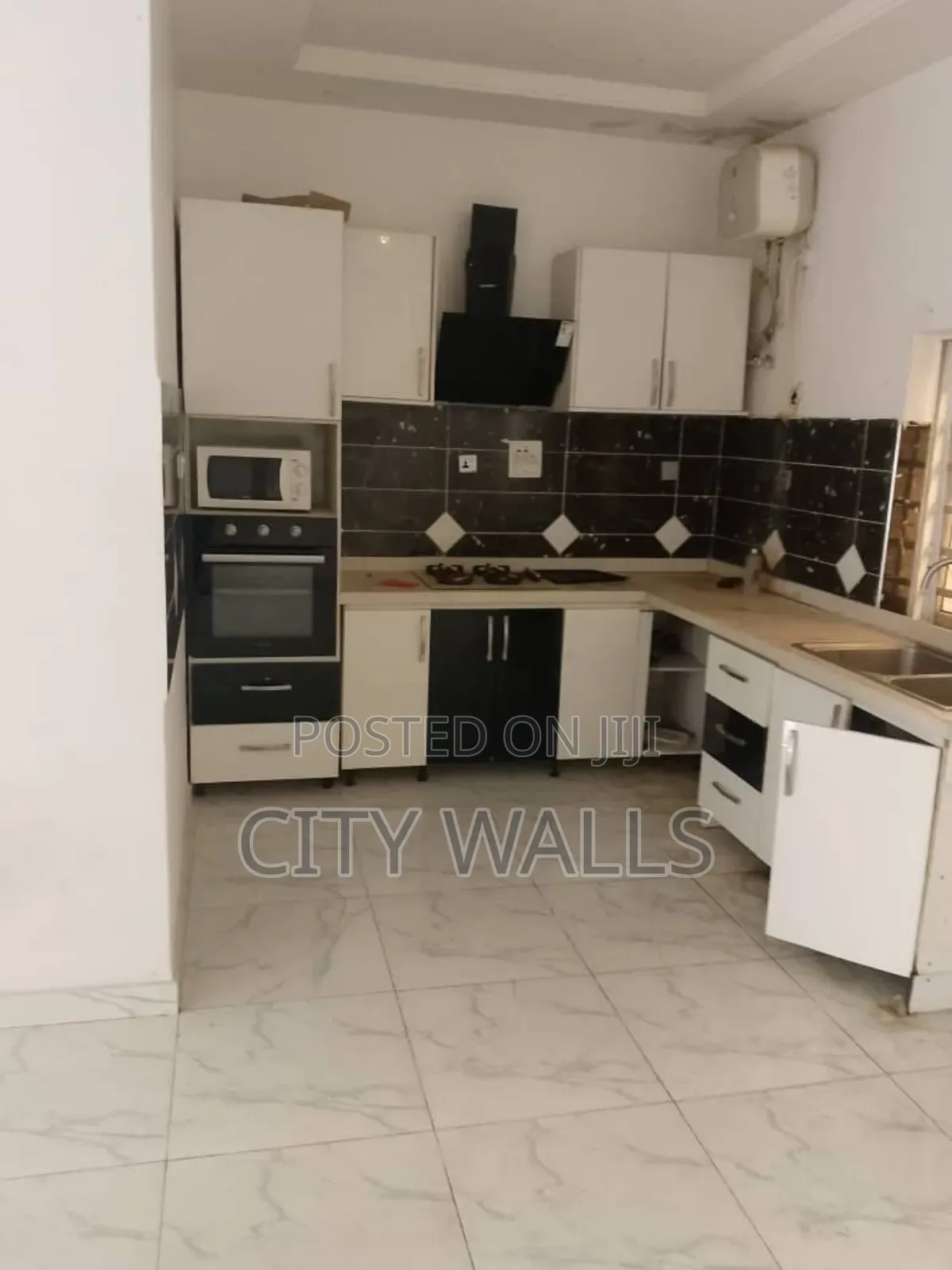 2bdrm Block of Flats in Agungi for rent in Agungi