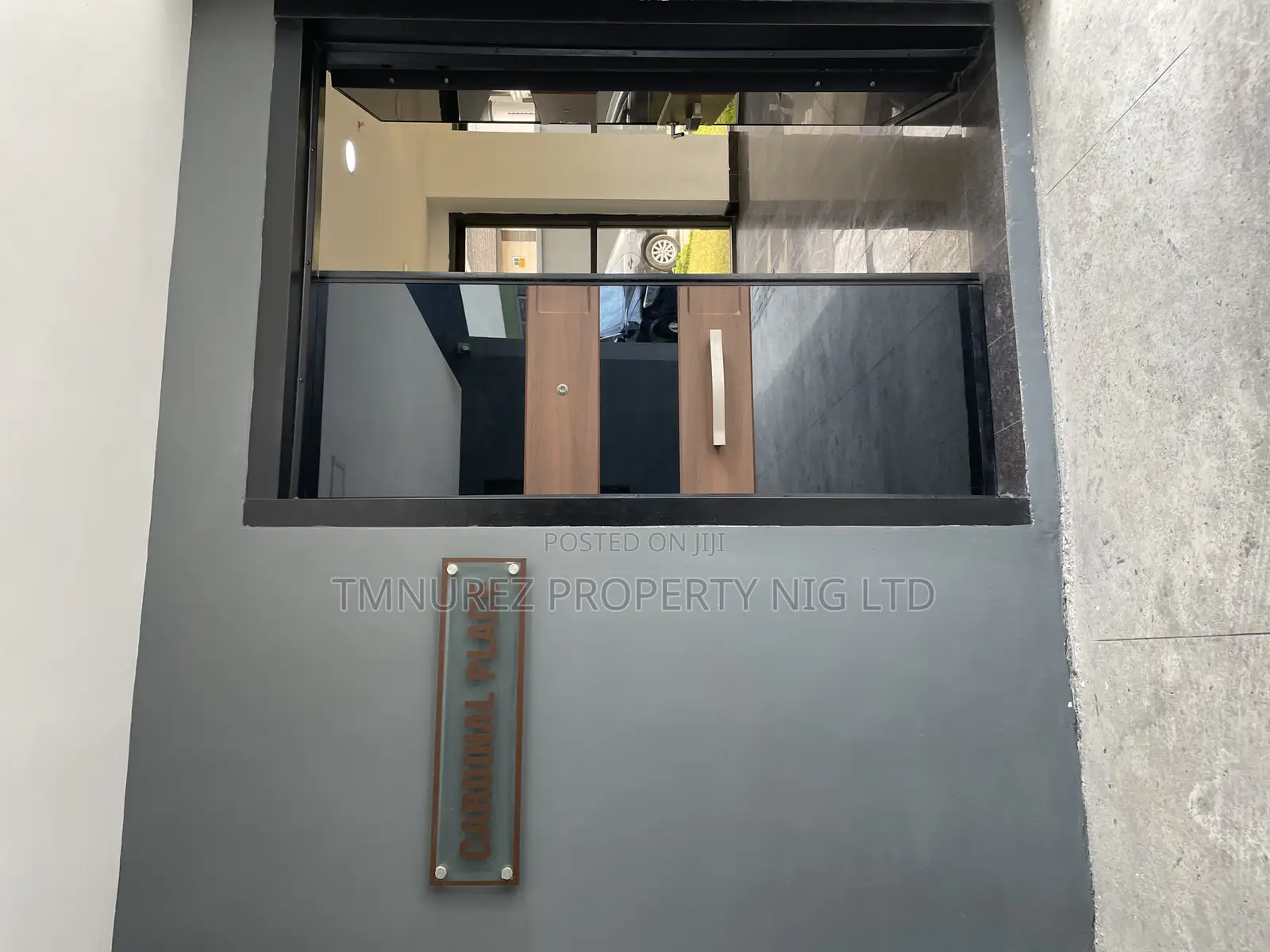 Office Space for Rent at Lekki Phase1 in Lekki Phase 1