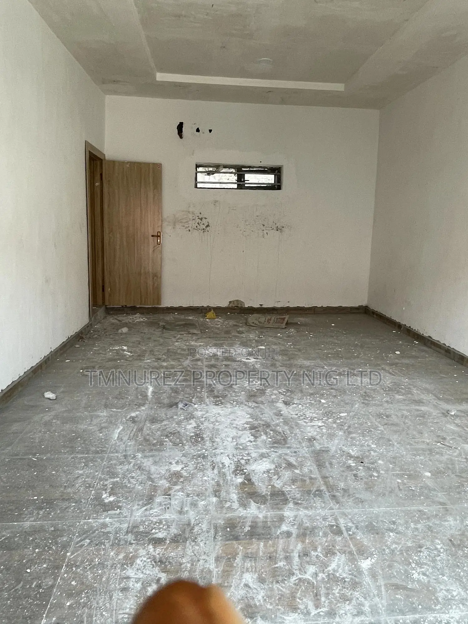 Shop Showroom for Rent in Lekki Phase 1