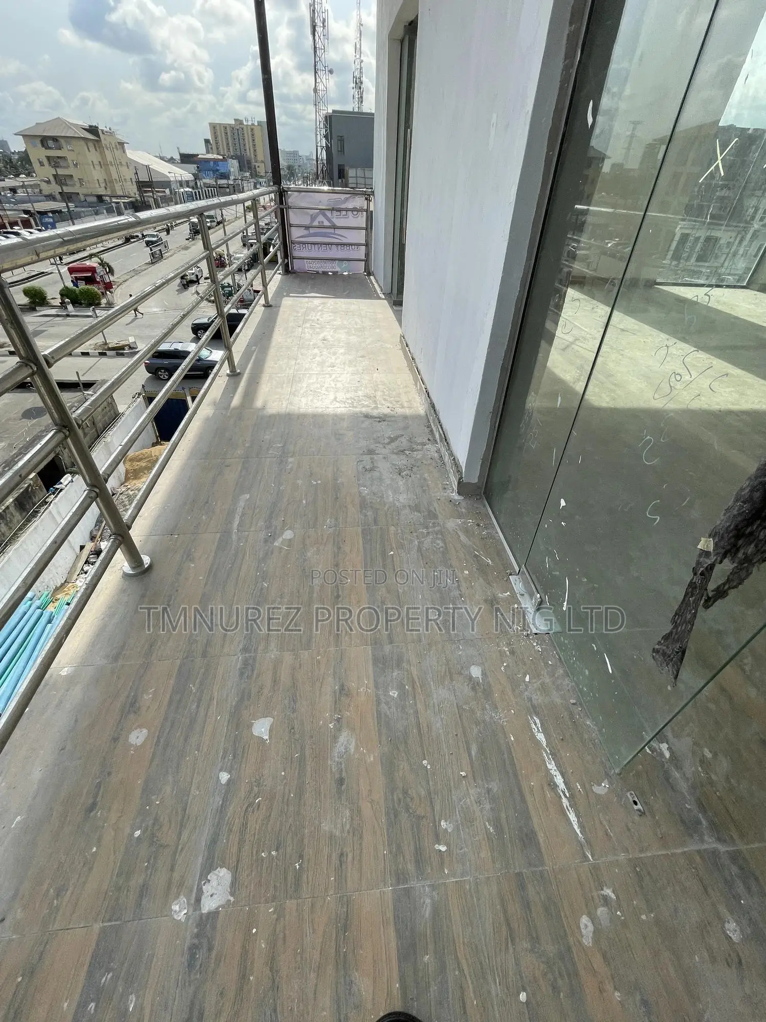 Shop Showroom for Rent in Lekki Phase 1