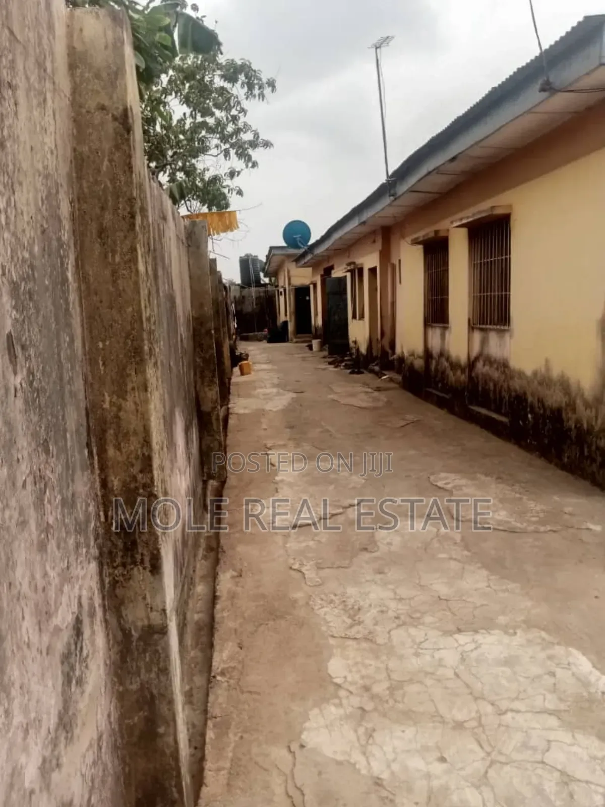 Solid 3 Units of 3 Bedrooms Roi Off Governor Rd in Governors Road