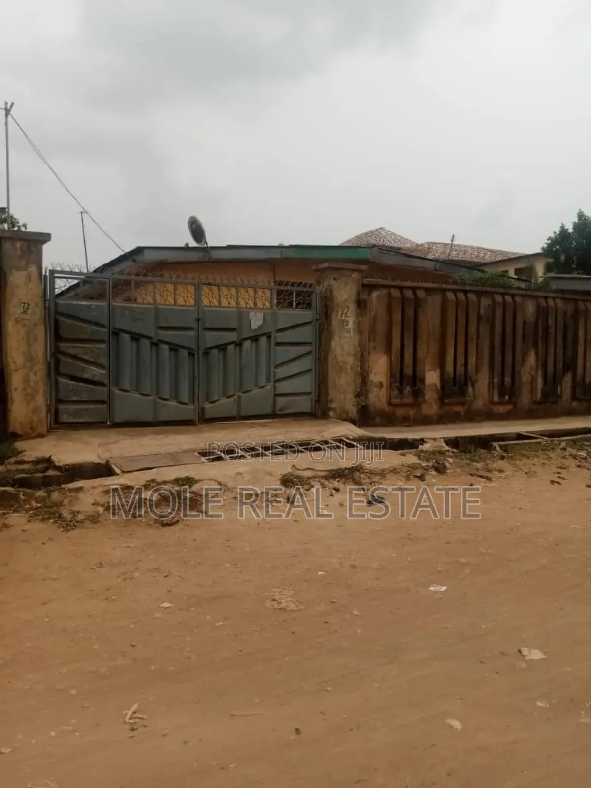 Solid 3 Units of 3 Bedrooms Roi Off Governor Rd in Governors Road