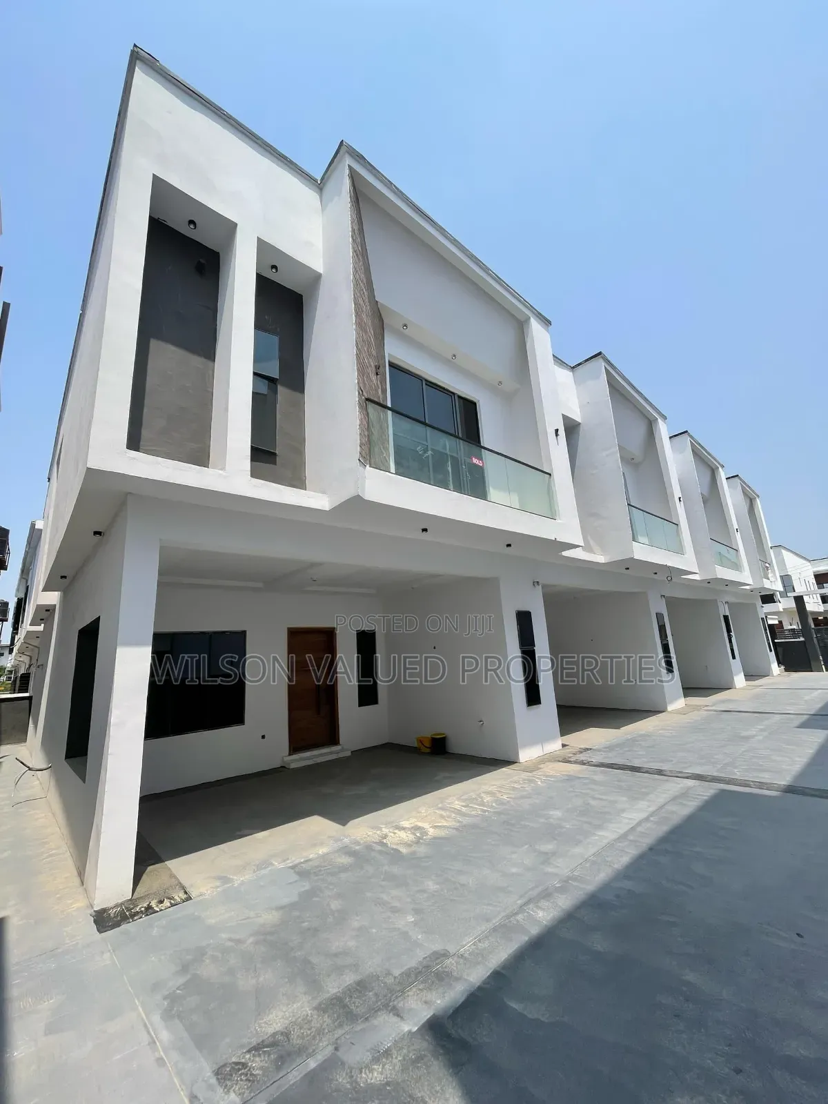 4bdrm Duplex in Lekki for sale in Lekki
