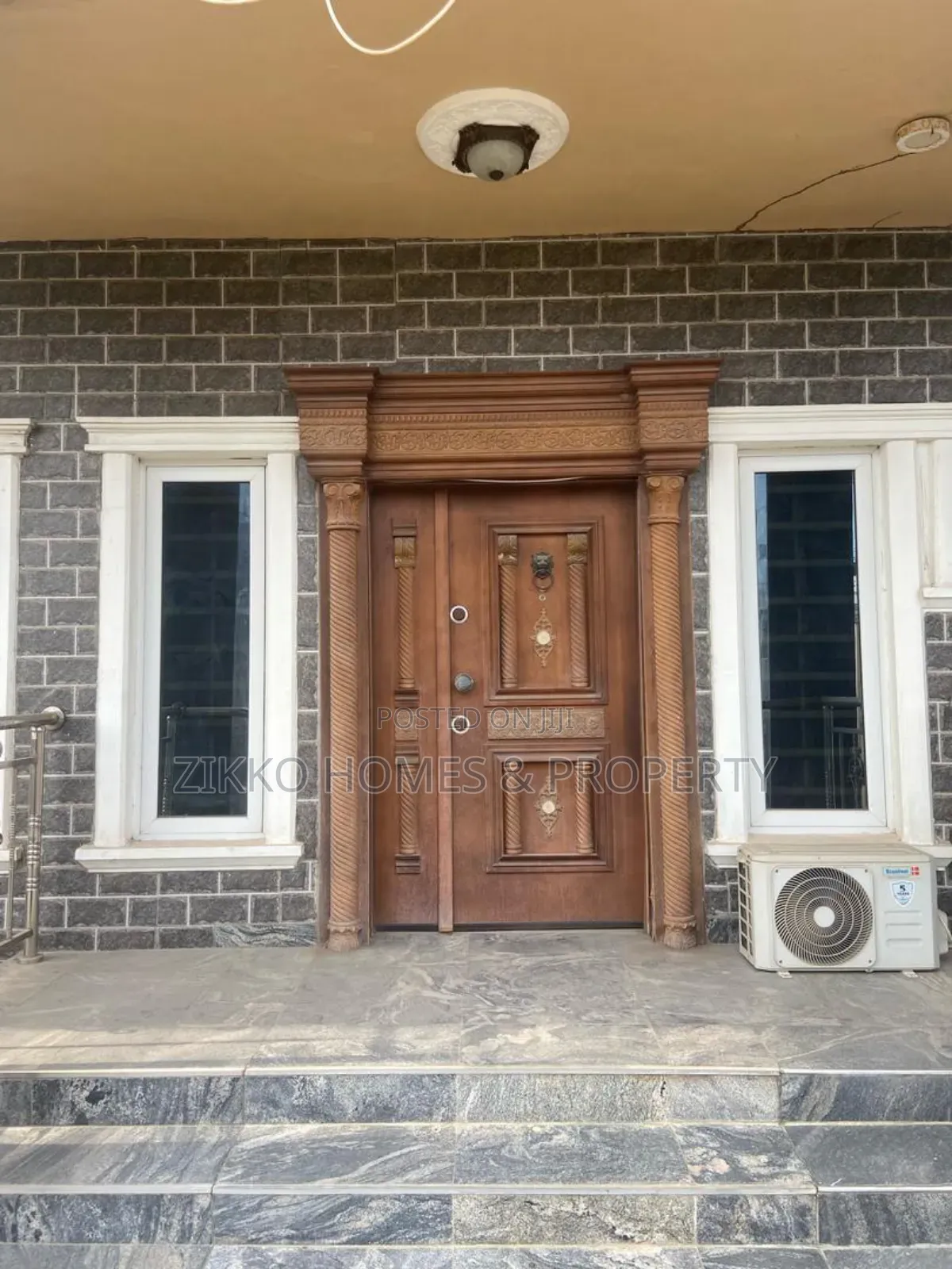 6bedroom Detached Duplex for Sale at Ajah in Ajah