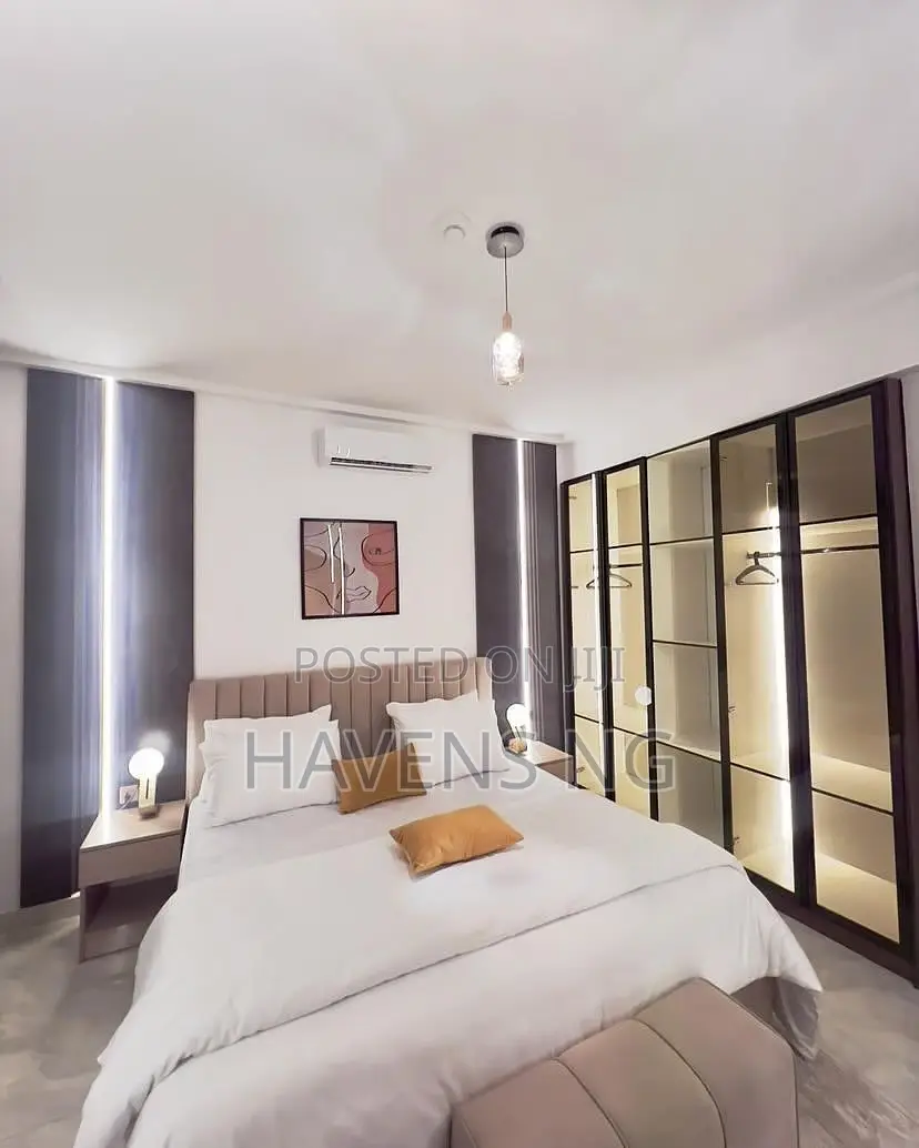 Luxury 3-Bedroom Smart Apartment in Jahi