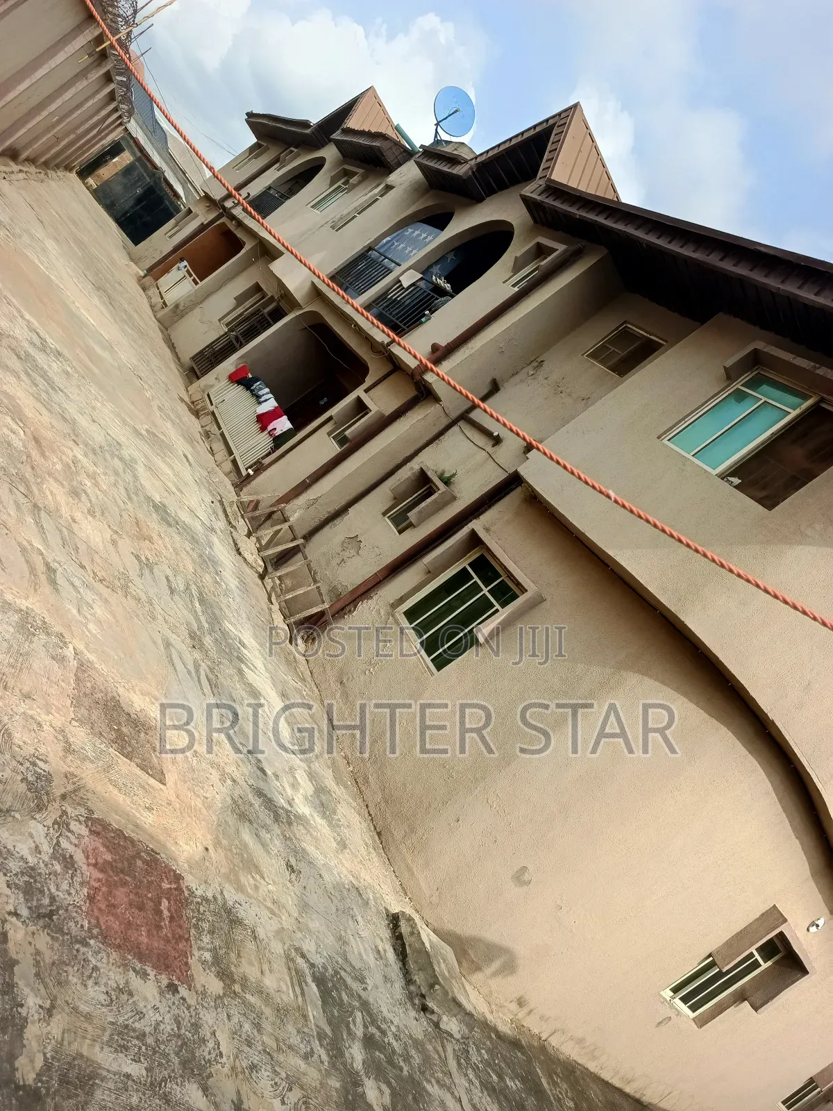 3bdrm Block of Flats in Egan for sale in Egan