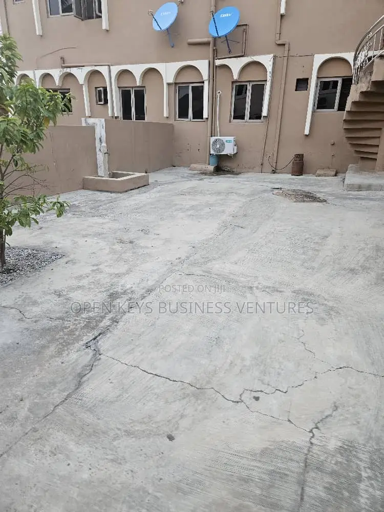 3bdrm House in Oluyole Estate for sale in Oluyole Estate