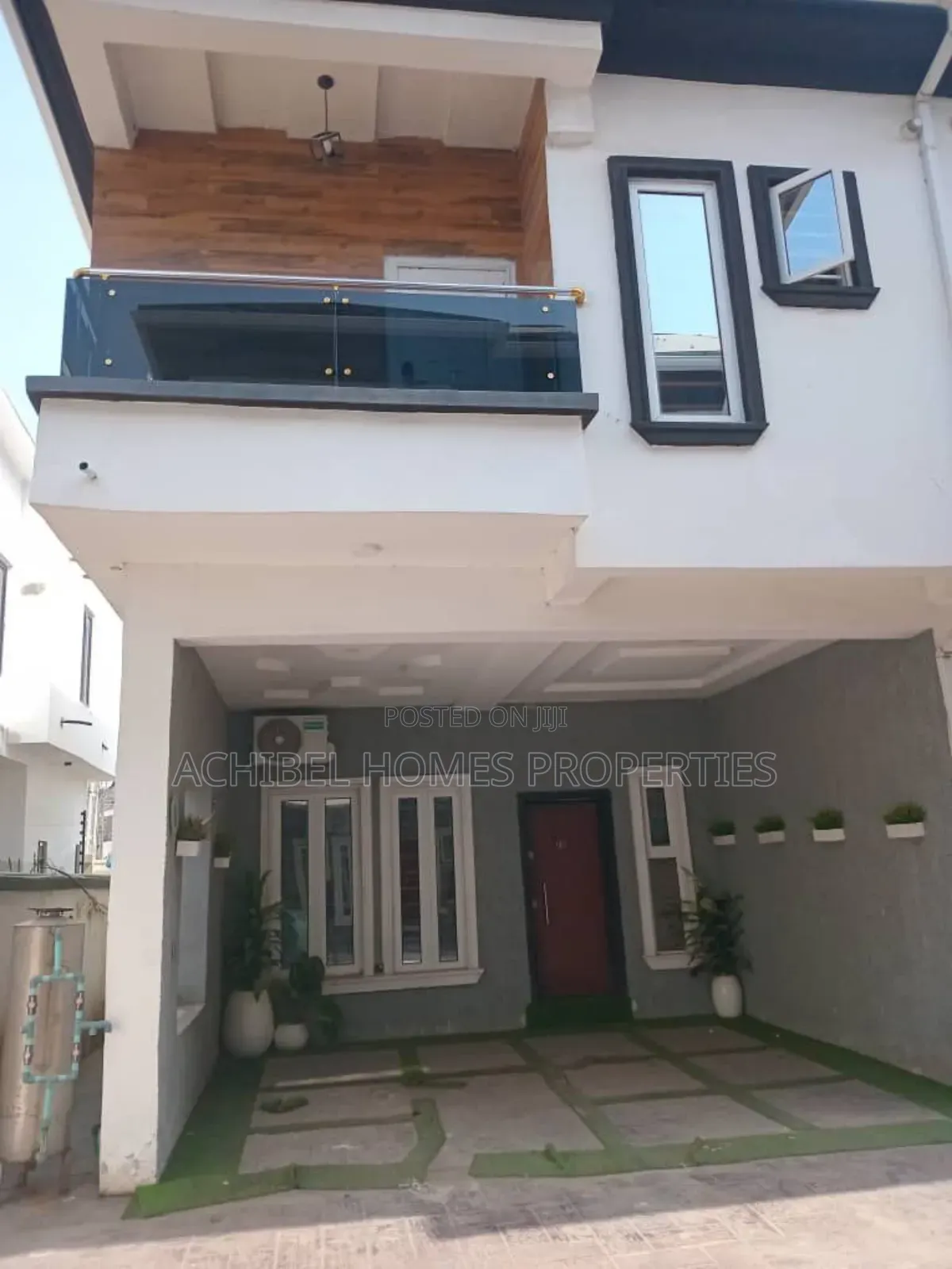 Furnished 4bdrm Duplex in Off Orchid Road, Lekki Phase 2 for rent in Lekki Phase 2