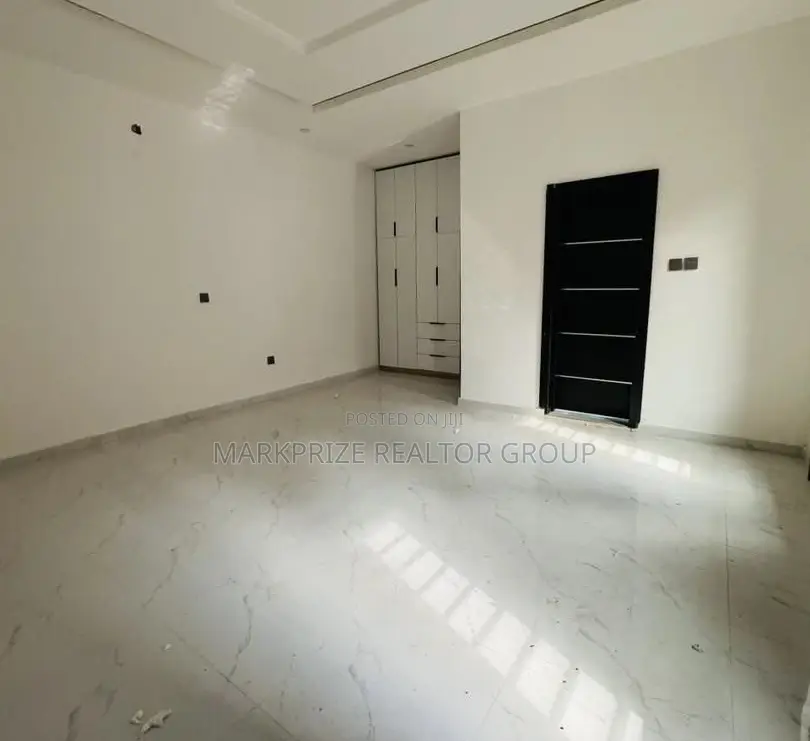 4bdrm Duplex in Magodo Isheri Lagos for sale in Magodo Isheri
