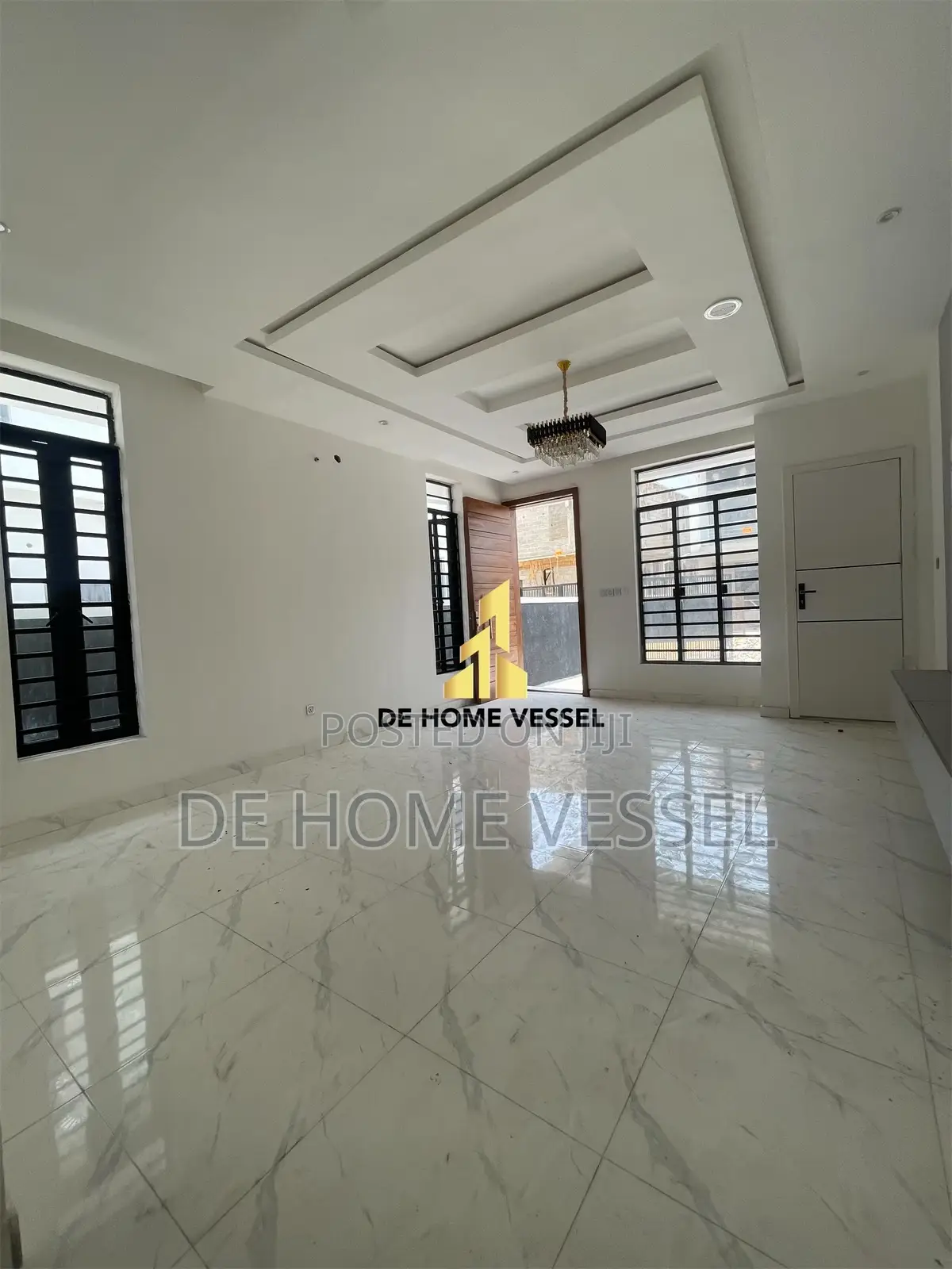 4bdrm Duplex in Ikota for sale in Ikota