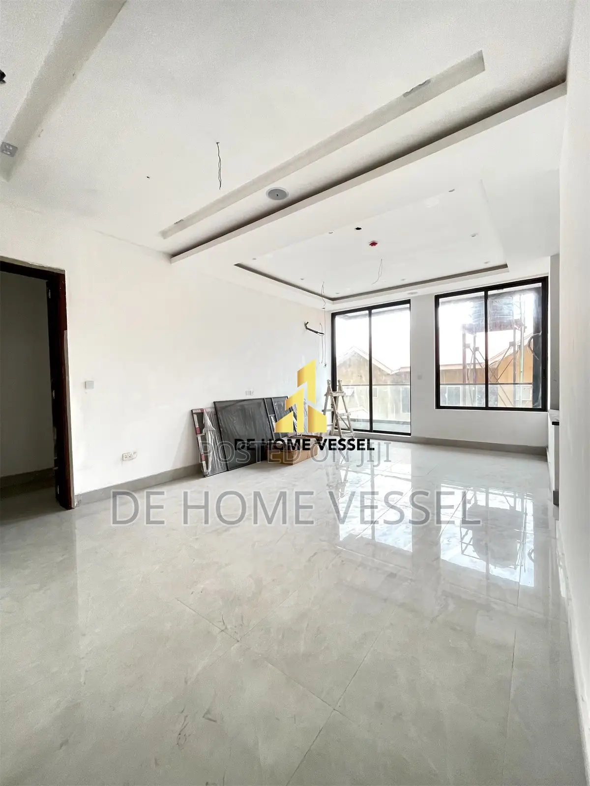 Luxury 3 Bed Apartment With Elevator, Gym, Pool And Bq in Lekki Phase 1