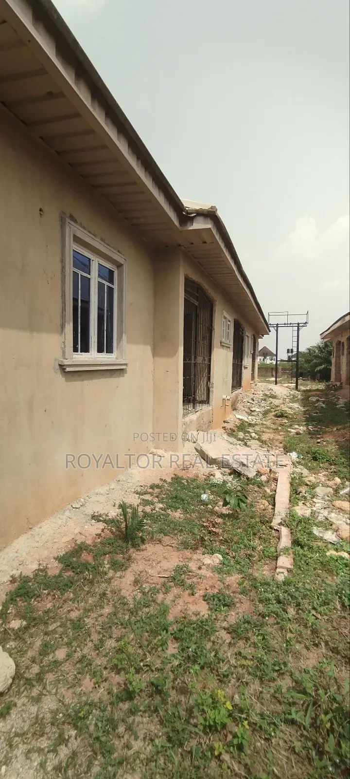 2bdrm Block of Flats in Royaltor Real Estate, Benin City for sale in Benin City