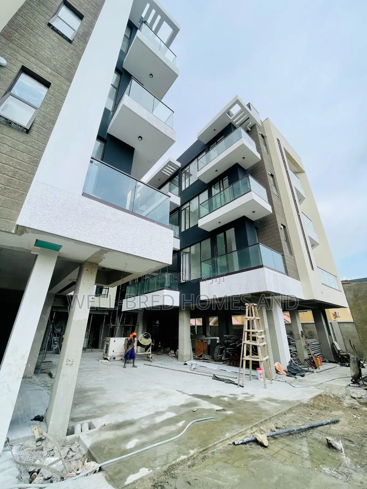 3bdrm Apartment in Lekki Phase 1 for sale in Lekki Phase 1