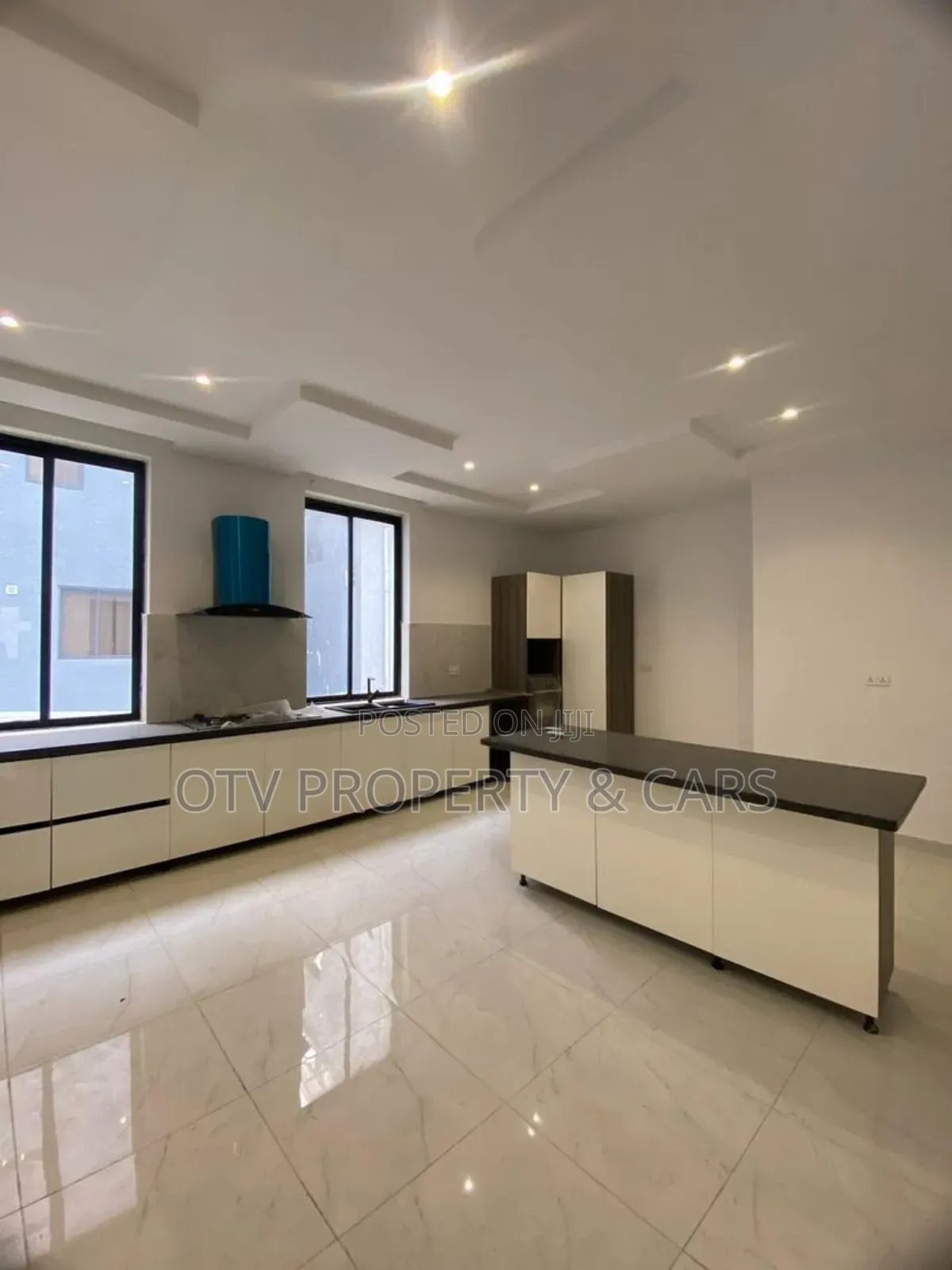 Furnished 6bdrm Duplex in Banana Island, Ikoyi for sale in Banana Island