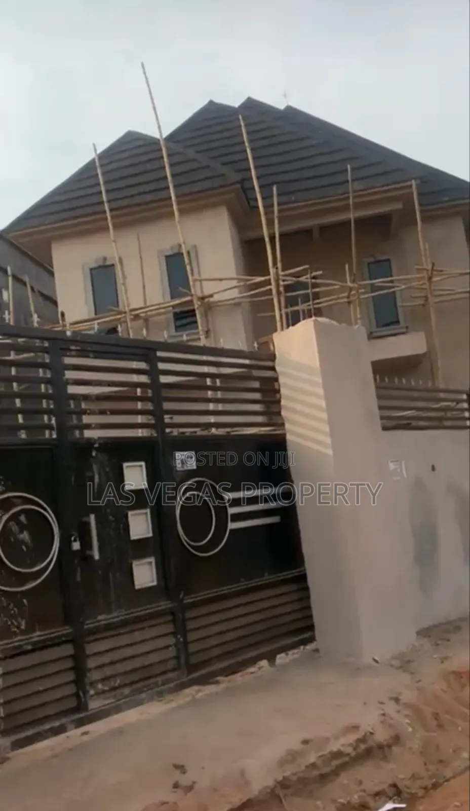 4bdrm Duplex in Owerri for sale in Owerri