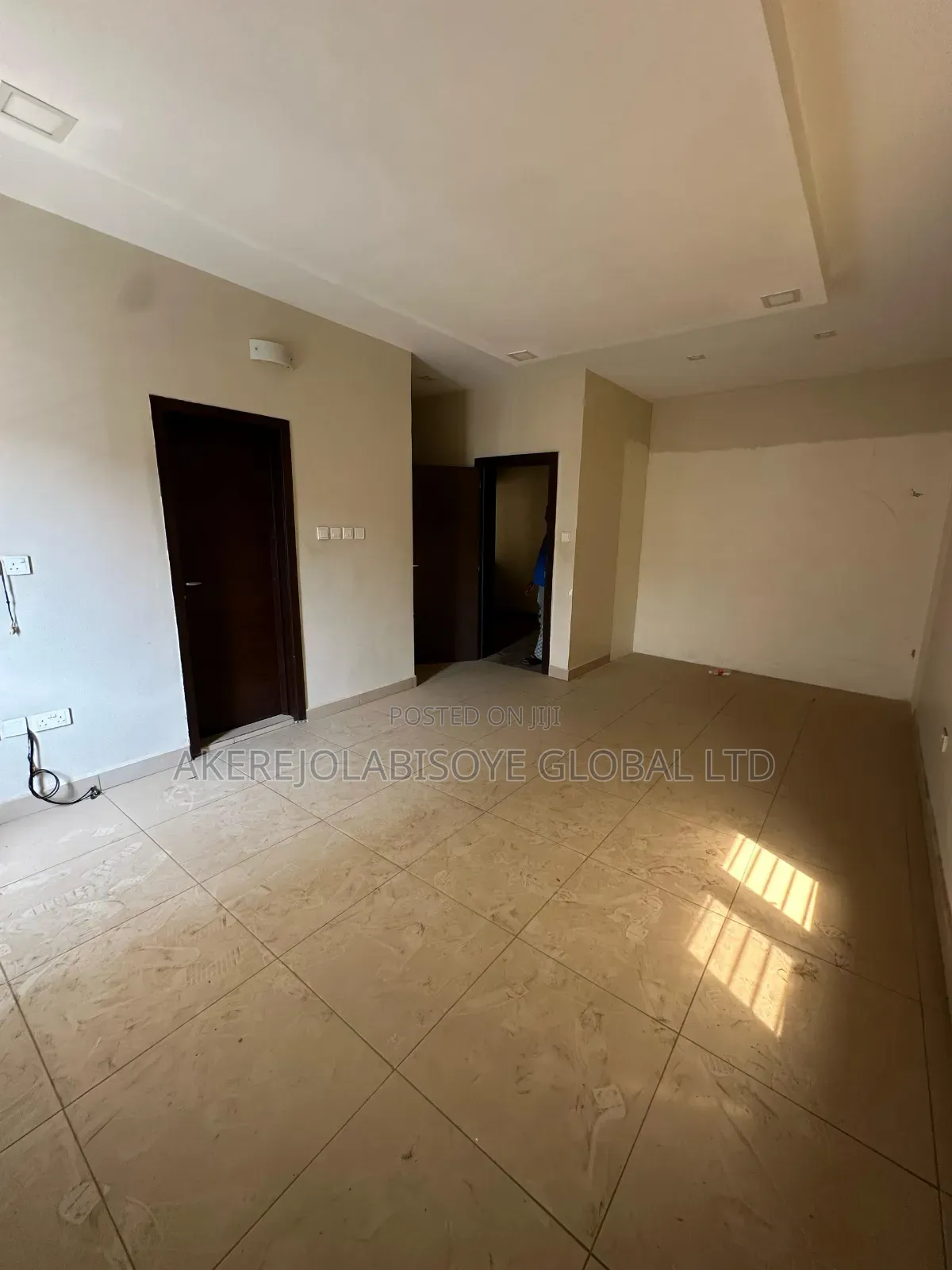 5bdrm Duplex in Main Lifecamp for rent in Life Camp