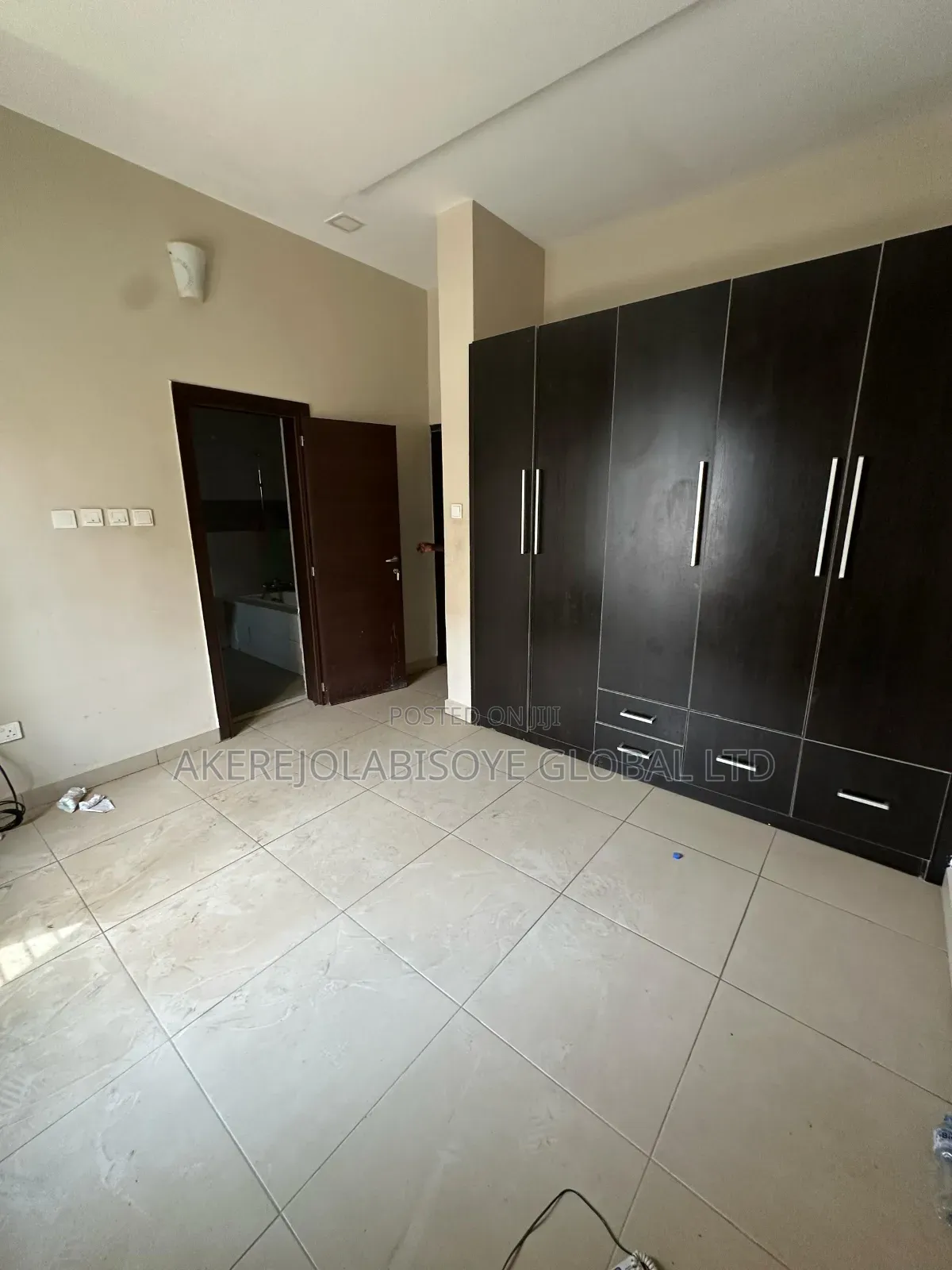 5bdrm Duplex in Main Lifecamp for rent in Life Camp