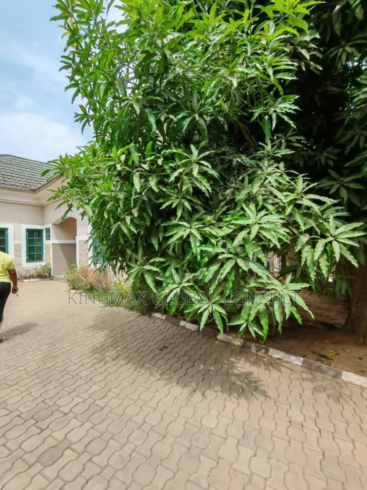 5bdrm Duplex in Mabushi for sale in Mabushi