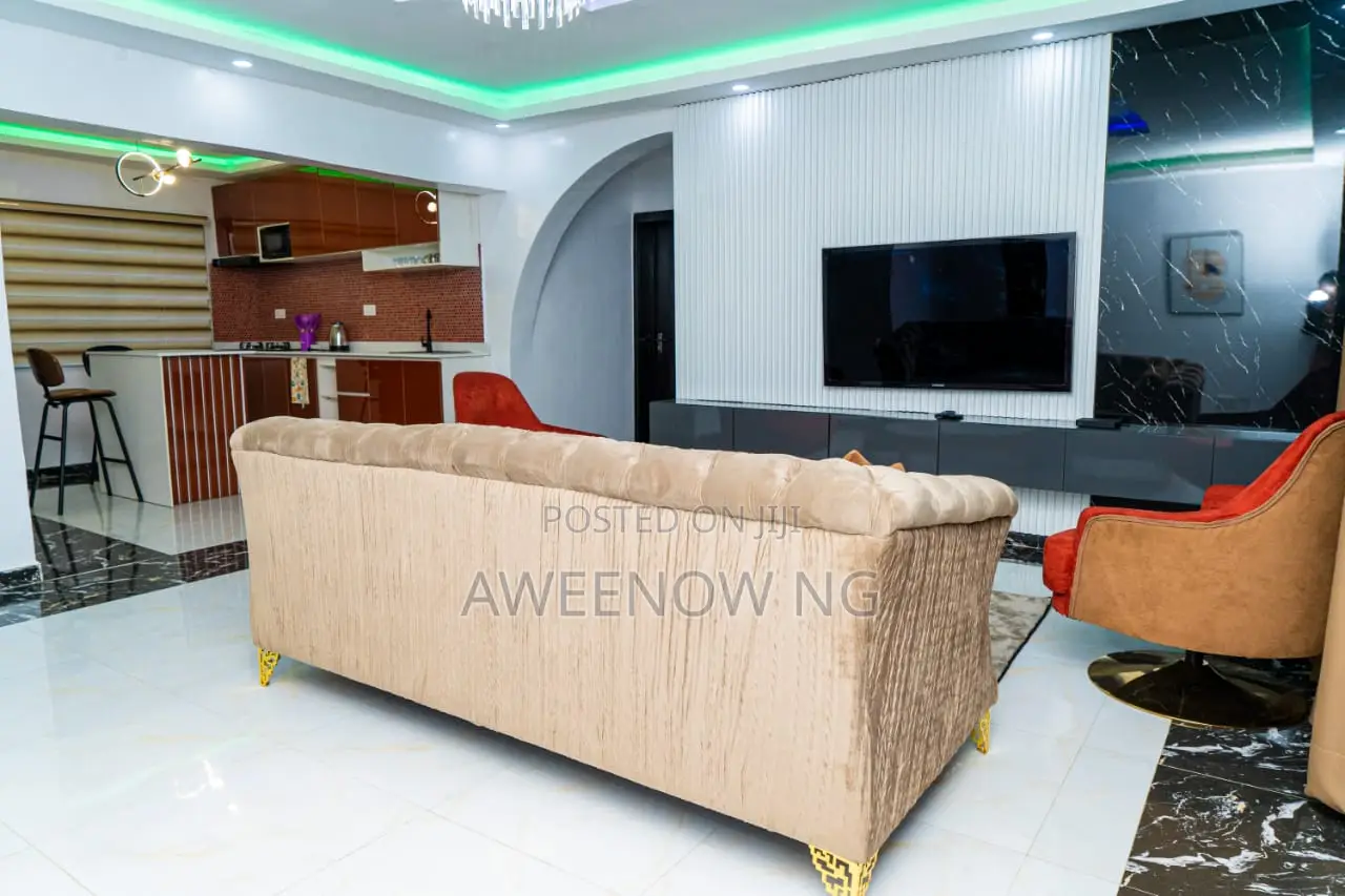 3 Bedroom Flat in GRA Phase 2 Shangisha