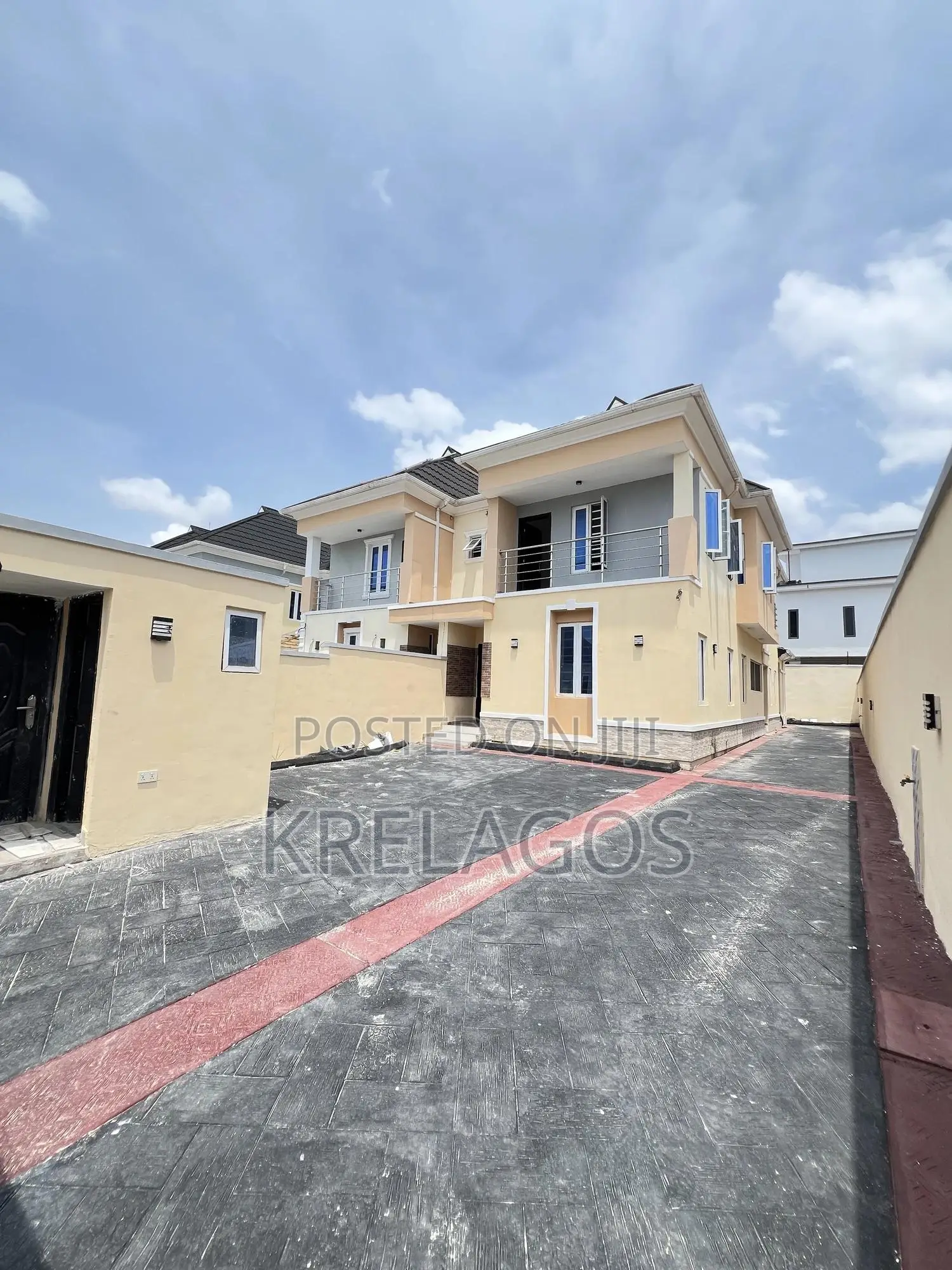 4bdrm Duplex in Ajah for sale in Ajah