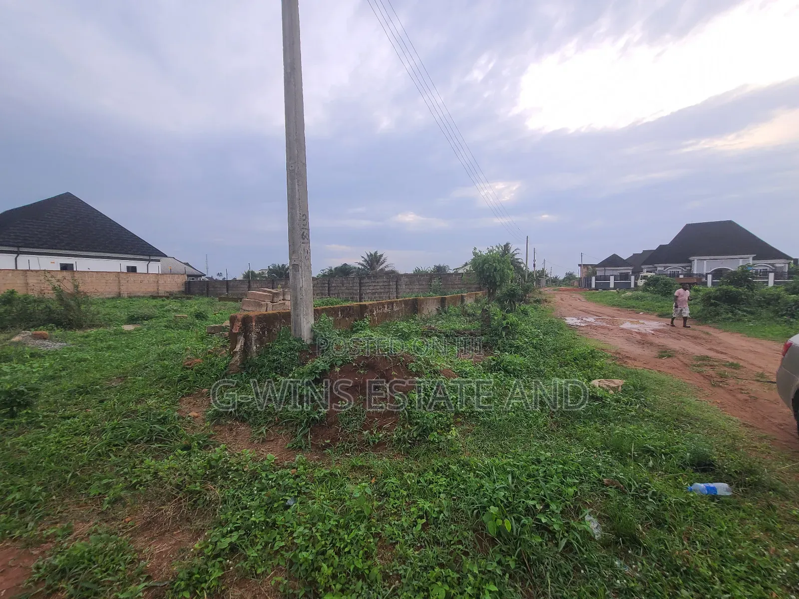 100x100ft at Obagie Off Sapele Road in Benin City
