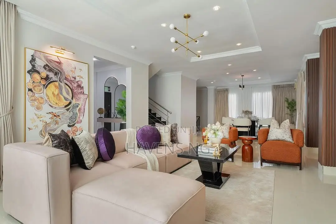 Luxury 2-Bedroom Maisonette With Office, Pool Gym in Lekki Phase 1