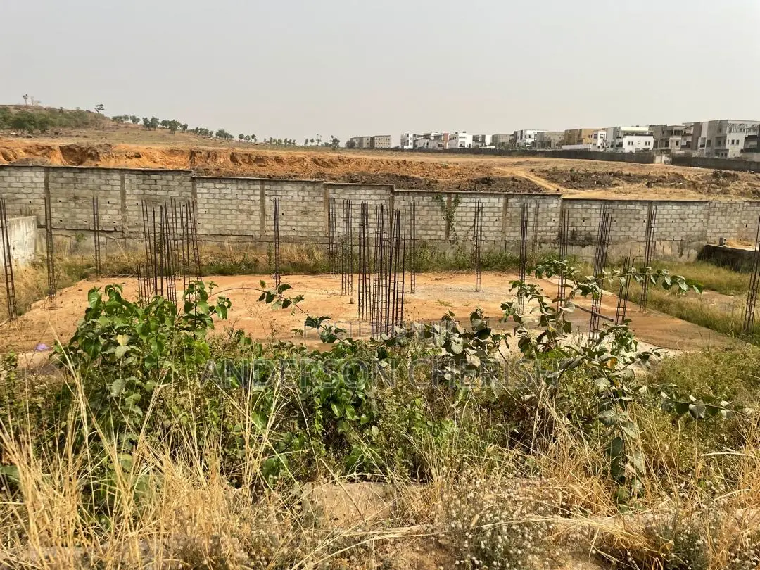 Estate Land With Foundation DPC Done in Life Camp