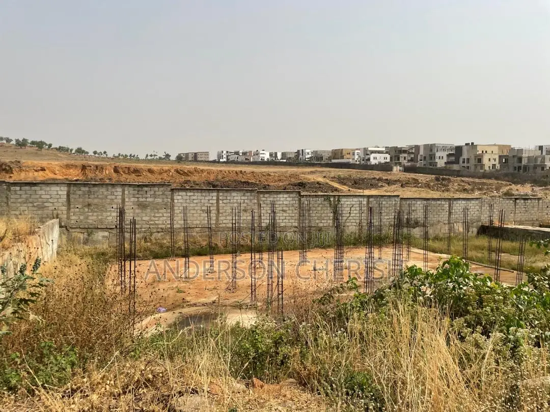Estate Land With Foundation DPC Done in Life Camp