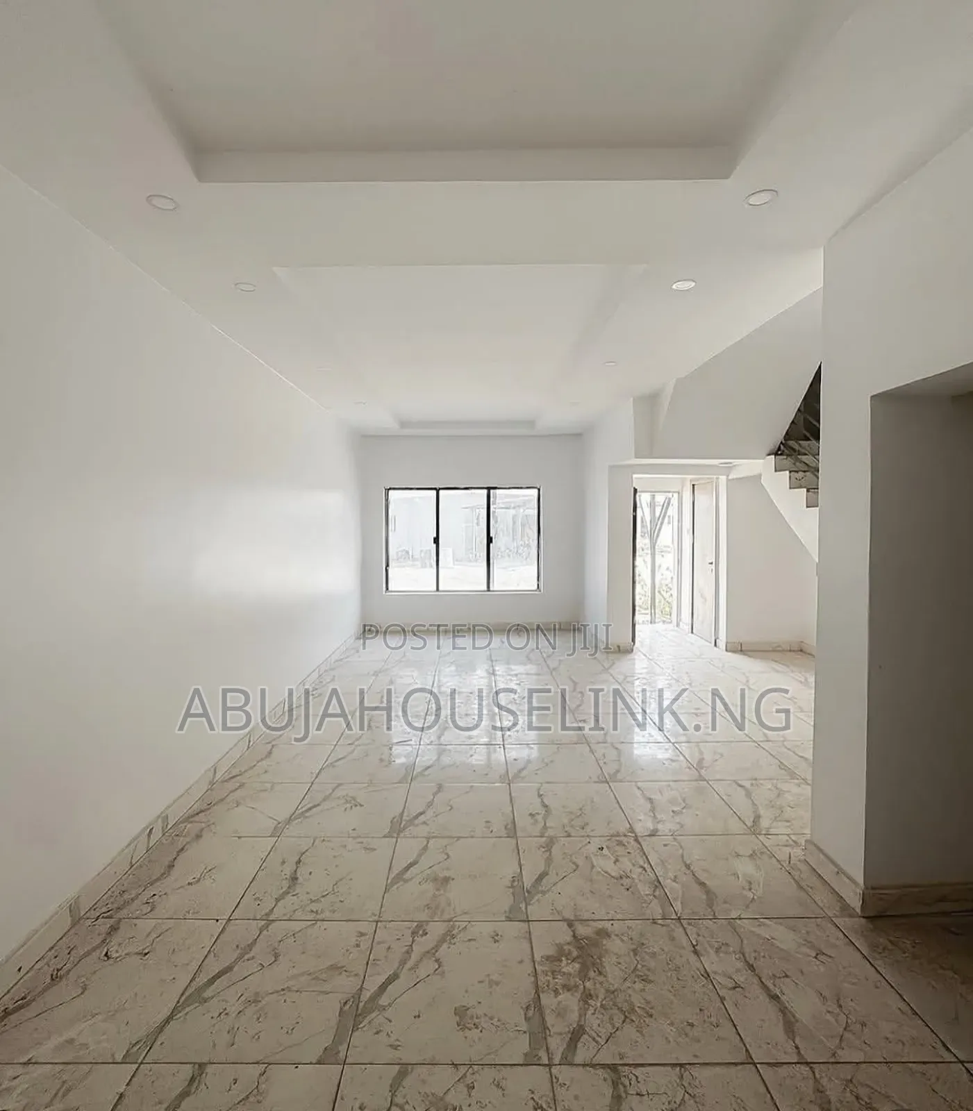 4bdrm Townhouse/Terrace in Jahi by Tarred Road for Sale in Jahi