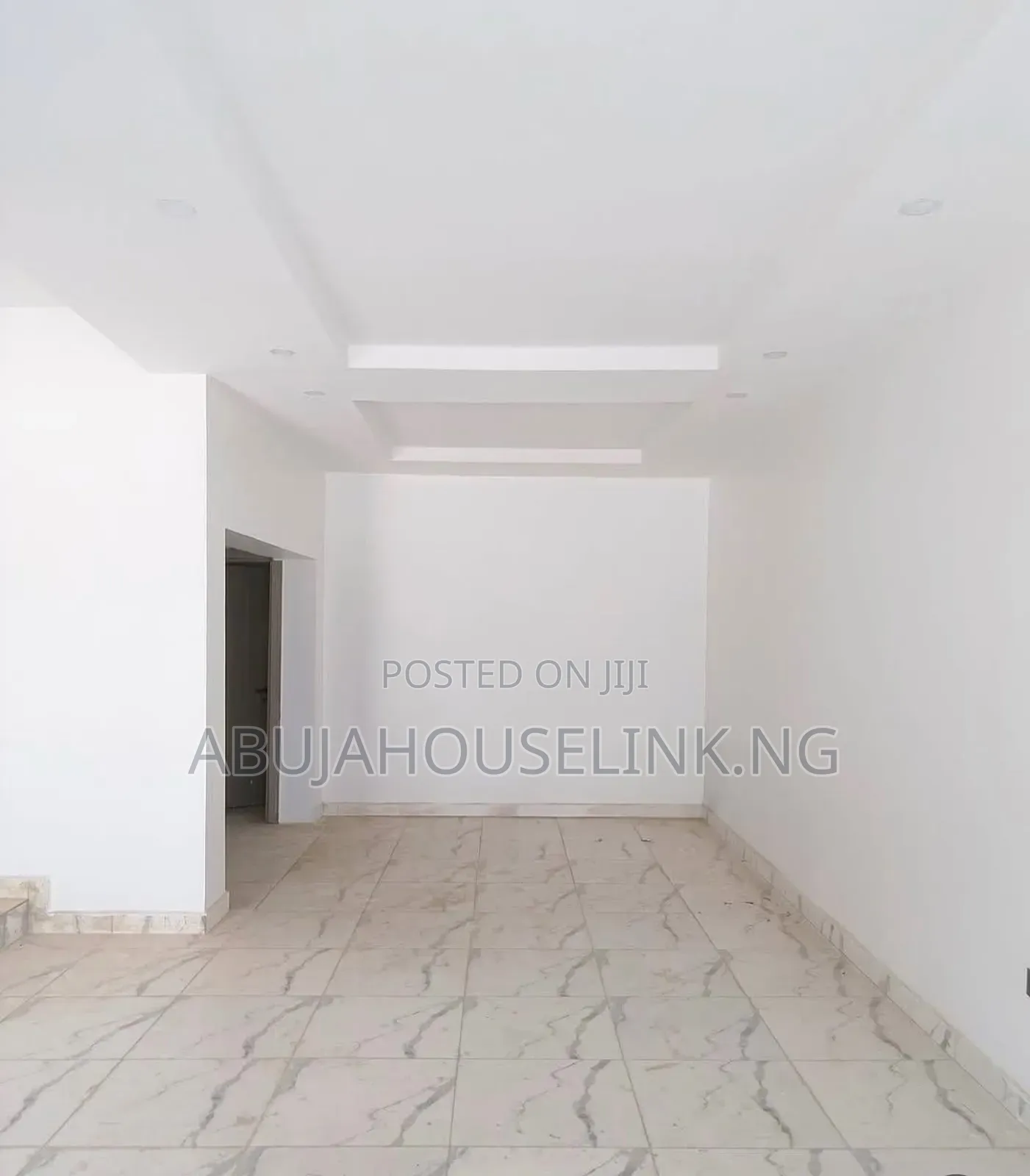 4bdrm Townhouse/Terrace in Jahi by Tarred Road for Sale in Jahi