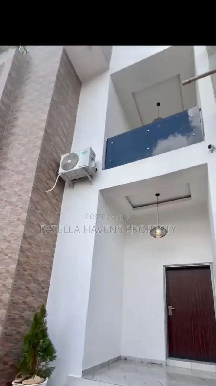 Furnished 4bdrm Duplex in Life Camp for sale in Life Camp