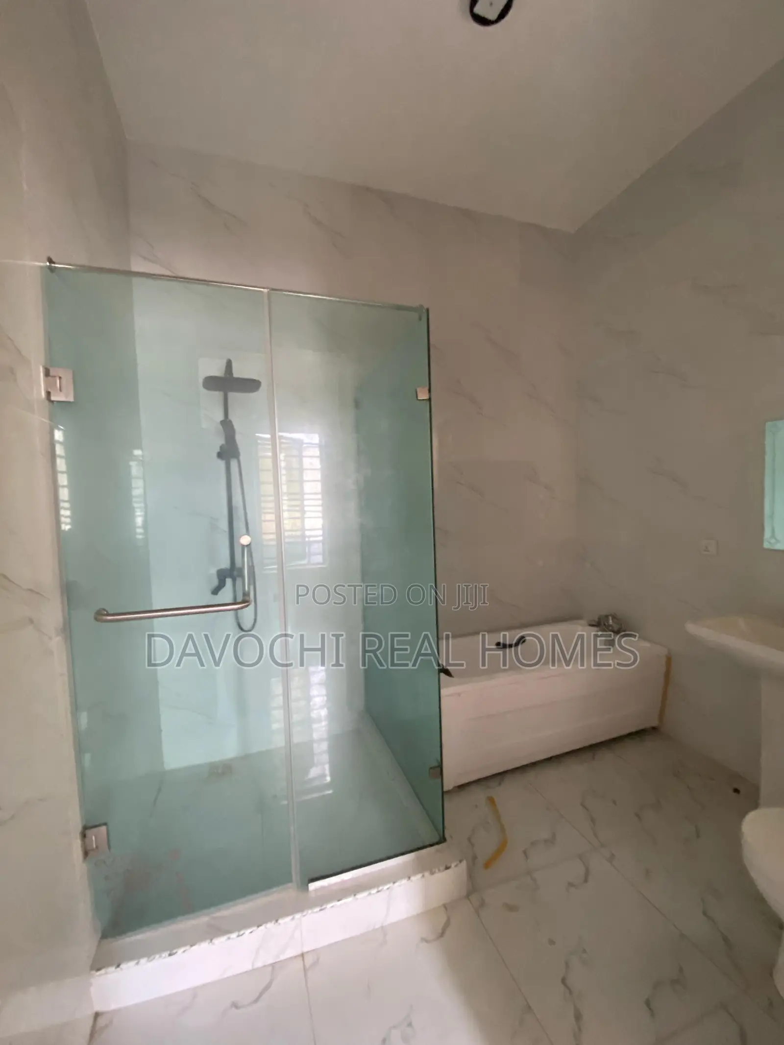 4bdrm Duplex in Orchid Road, Lekki Phase 2 for rent in Lekki Phase 2