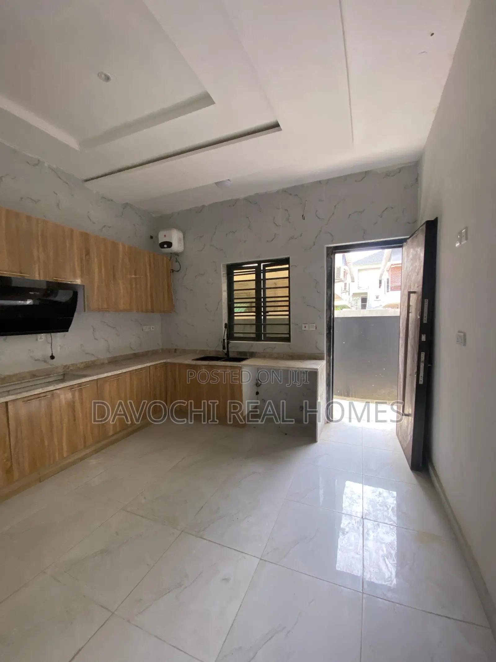4bdrm Duplex in Orchid Road, Lekki Phase 2 for rent in Lekki Phase 2