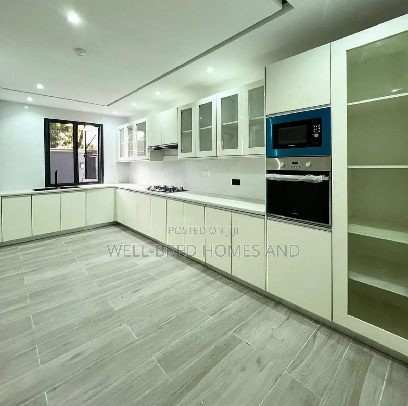 3bdrm Apartment in Ikoyi Lagos for rent in Ikoyi