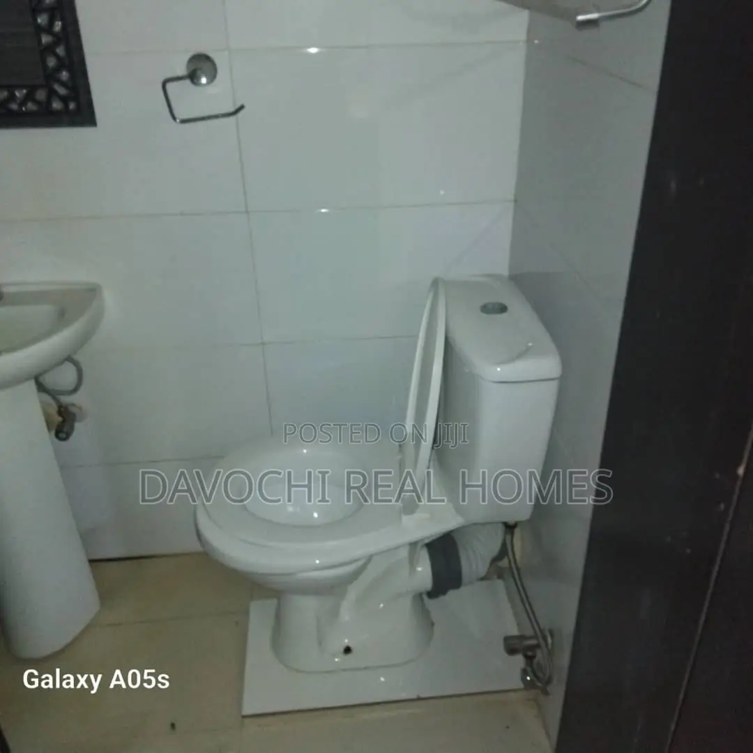 Furnished 4bdrm Duplex in Paradise Estate, for rent in Chevron