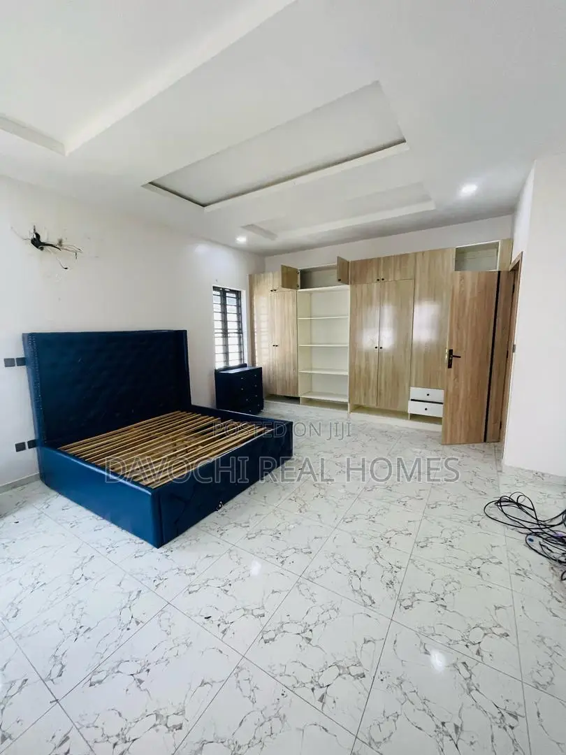 4bdrm Duplex in Orchid Road, Lekki Phase 2 for rent in Lekki Phase 2