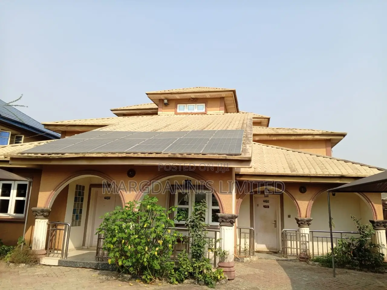 Furnished 8bdrm Duplex in Ireakari Estate,, Agric for sale in Agric