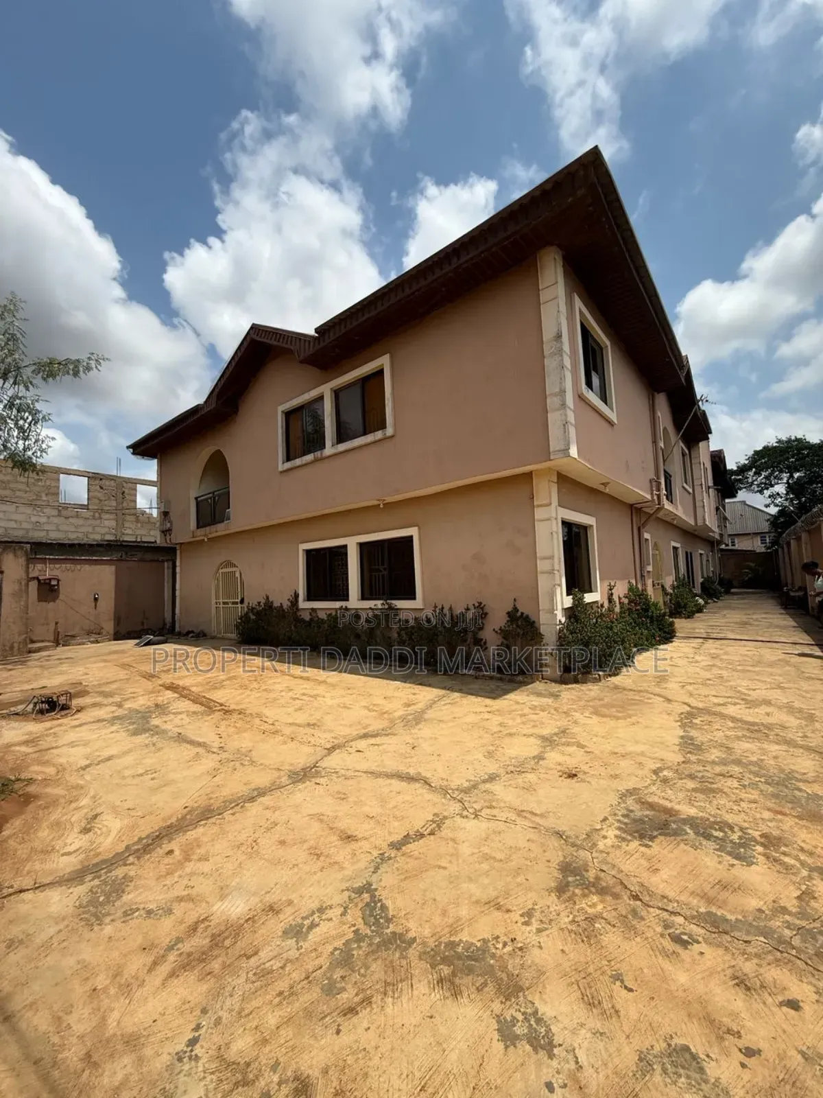 3bdrm Block of Flats in Off Alaja Road, Ayobo for sale in Ayobo