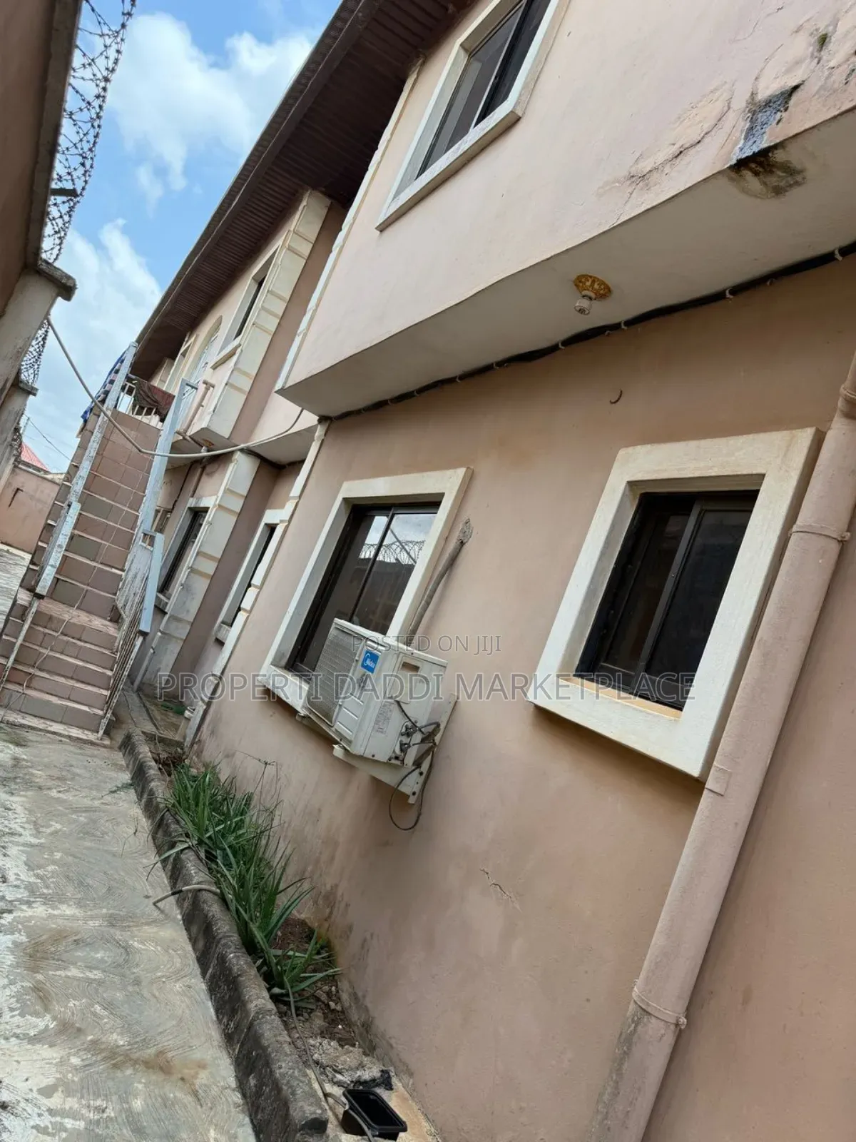 3bdrm Block of Flats in Off Alaja Road, Ayobo for sale in Ayobo