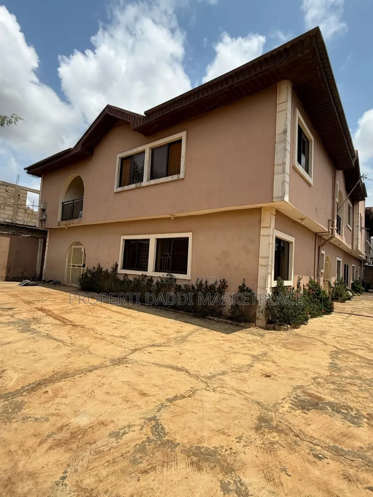3bdrm Block of Flats in Off Alaja Road, Ayobo for sale in Ayobo