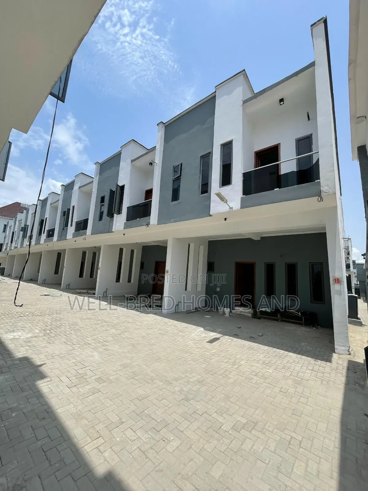 4bdrm Duplex in Ikota Lekki Lagos for sale in Lekki