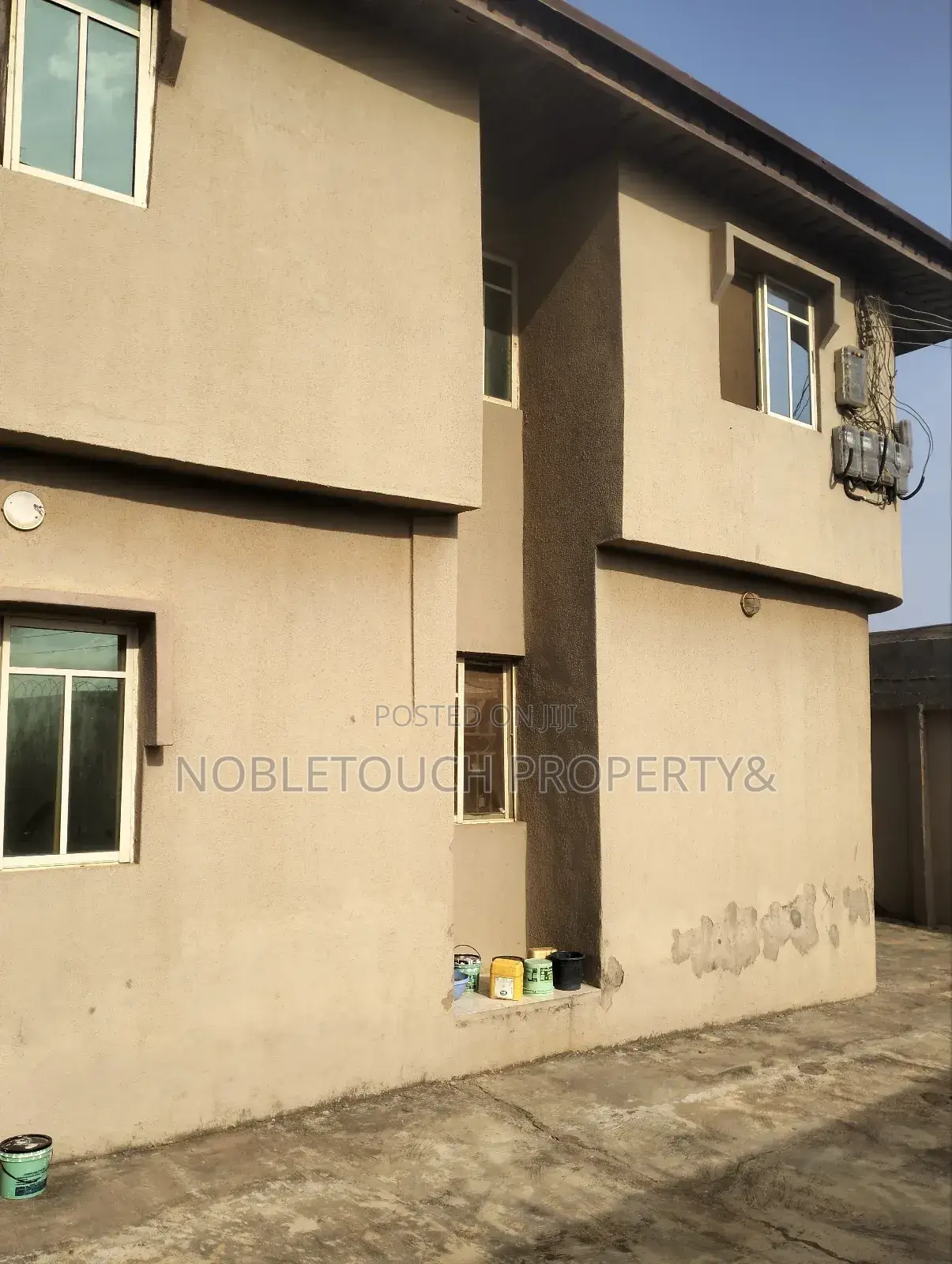 3bdrm Block of Flats in Agric Road Egan for sale in Egan