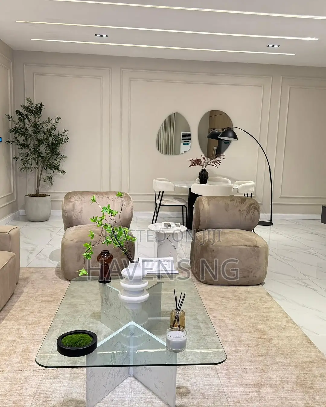 11th Hour Unit: Luxury 2-Bedroom in Lekki Right in Lekki Phase 1