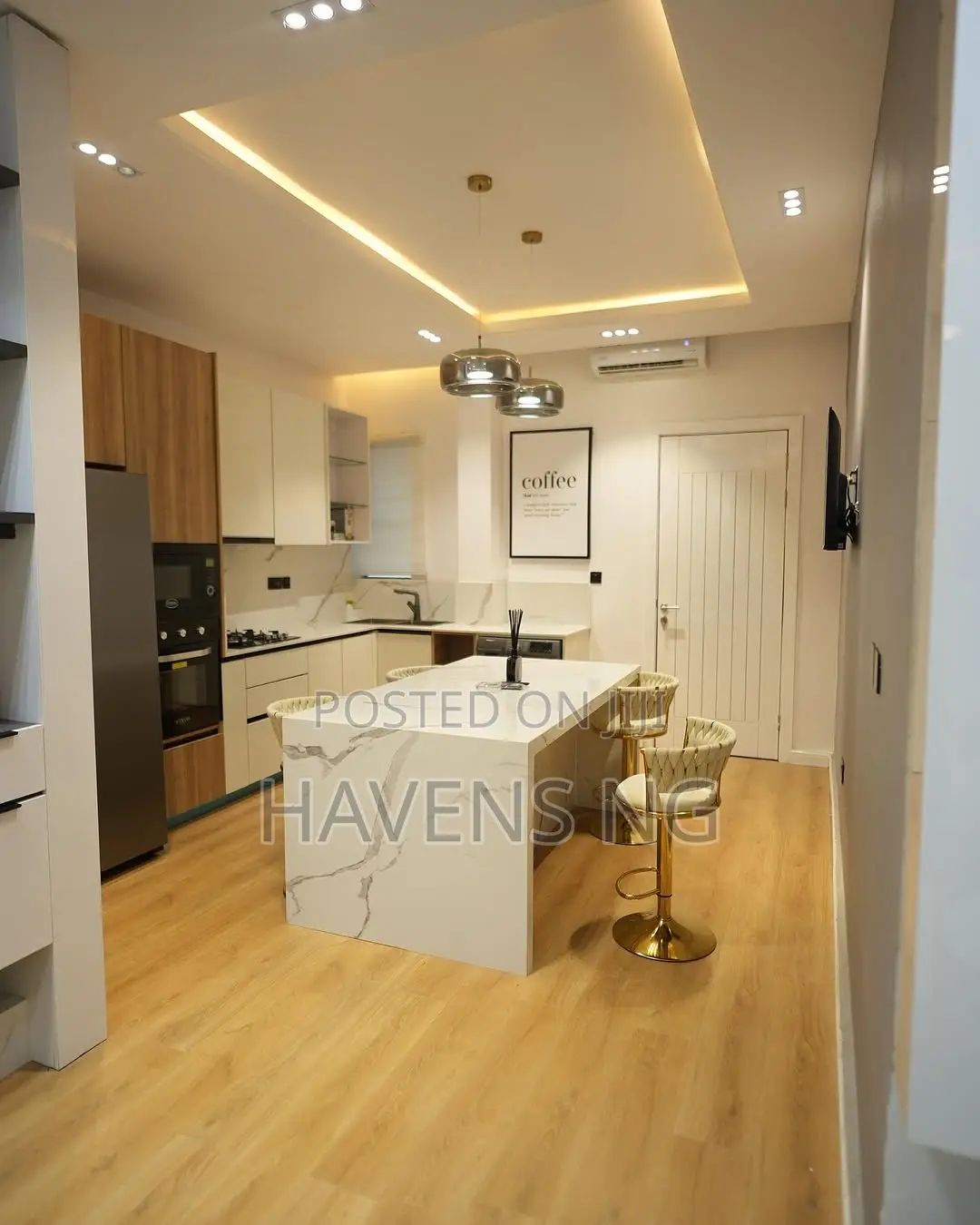 Luxurious 2-Bedroom Maisonette in Lekki Phase 1 in Lekki Phase 1